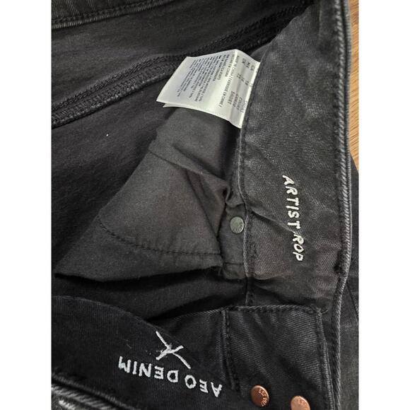 Plus Size American Eagle Artist Crop Jeans - Picture 2 of 3